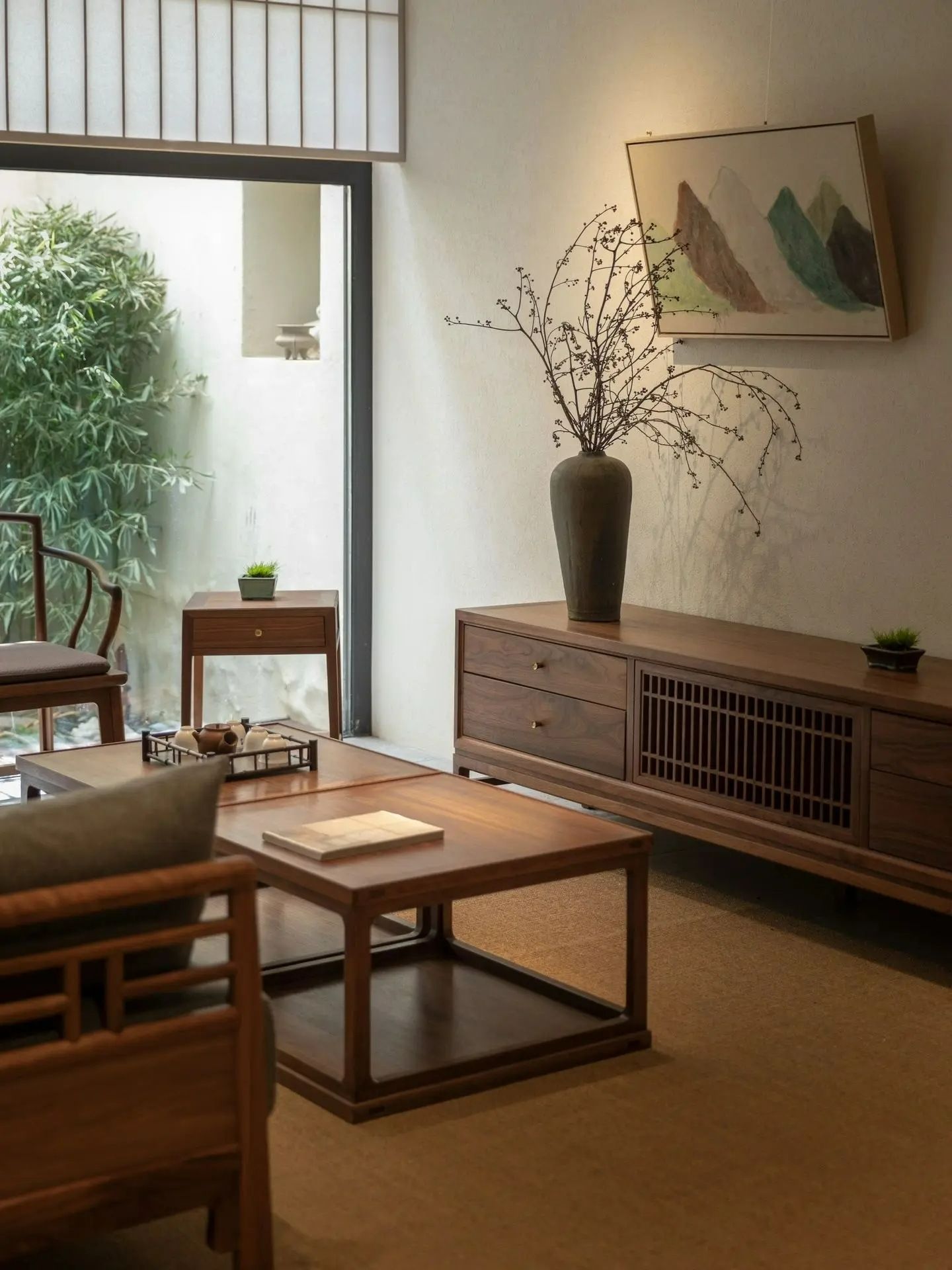 新中式家具定制應(yīng)該注意以下幾點！